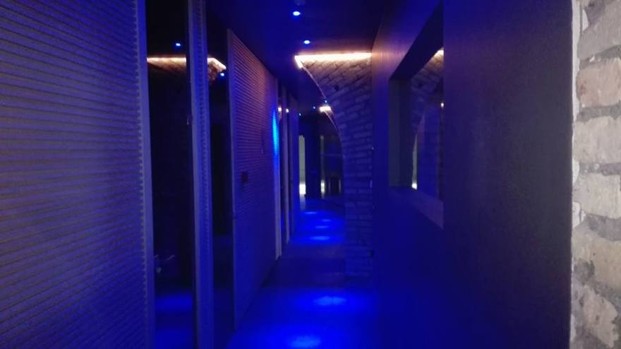 历史遗迹中的现代健康中心-8