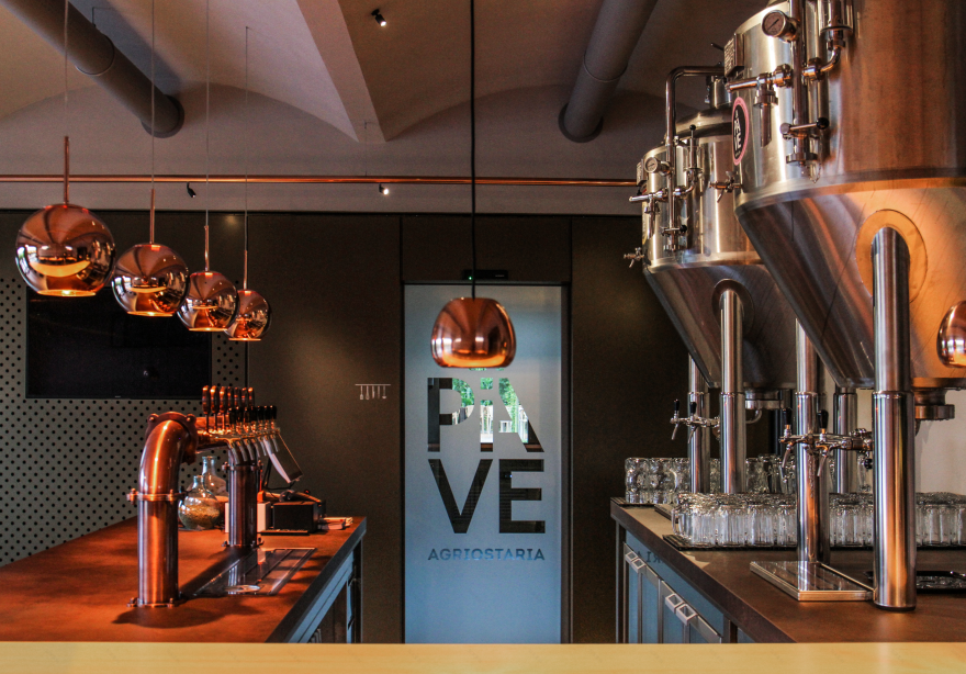 农舍重生 | 酿酒厂配送空间的创意设计-2