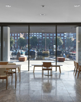阿姆斯特丹 De Walvis 办公楼改造丨荷兰阿姆斯特丹丨KAAN Architecten