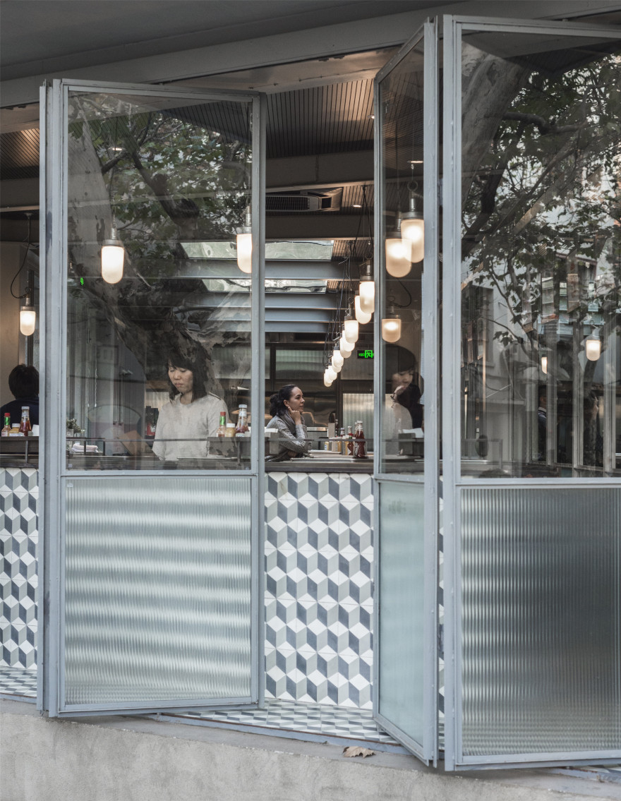 复古美式汉堡店,打破内外边界-10