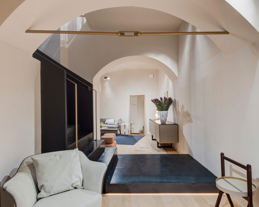 波尔特罗纳·弗劳展厅-42