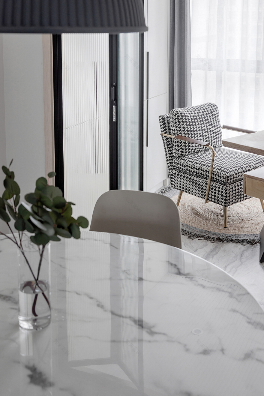 家之气息 | 双饰面厨房与火烧板卫生间设计-24