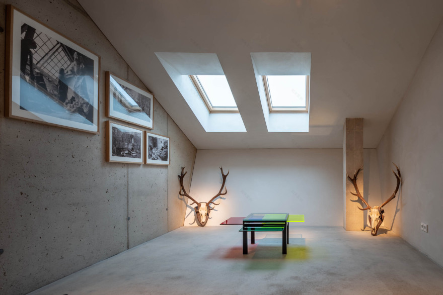 古韵新生·德国 1800 年历史农舍的现代复兴-1