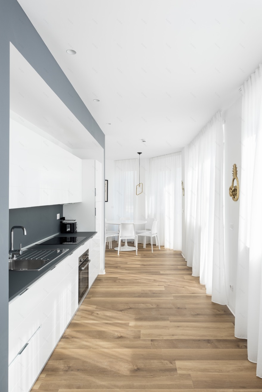 罗马历史建筑翻新 · 九层小楼的宜居转变-9