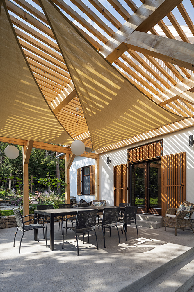 Balint Jaksa丨别墅建筑丨Summer house for 3 generations-15