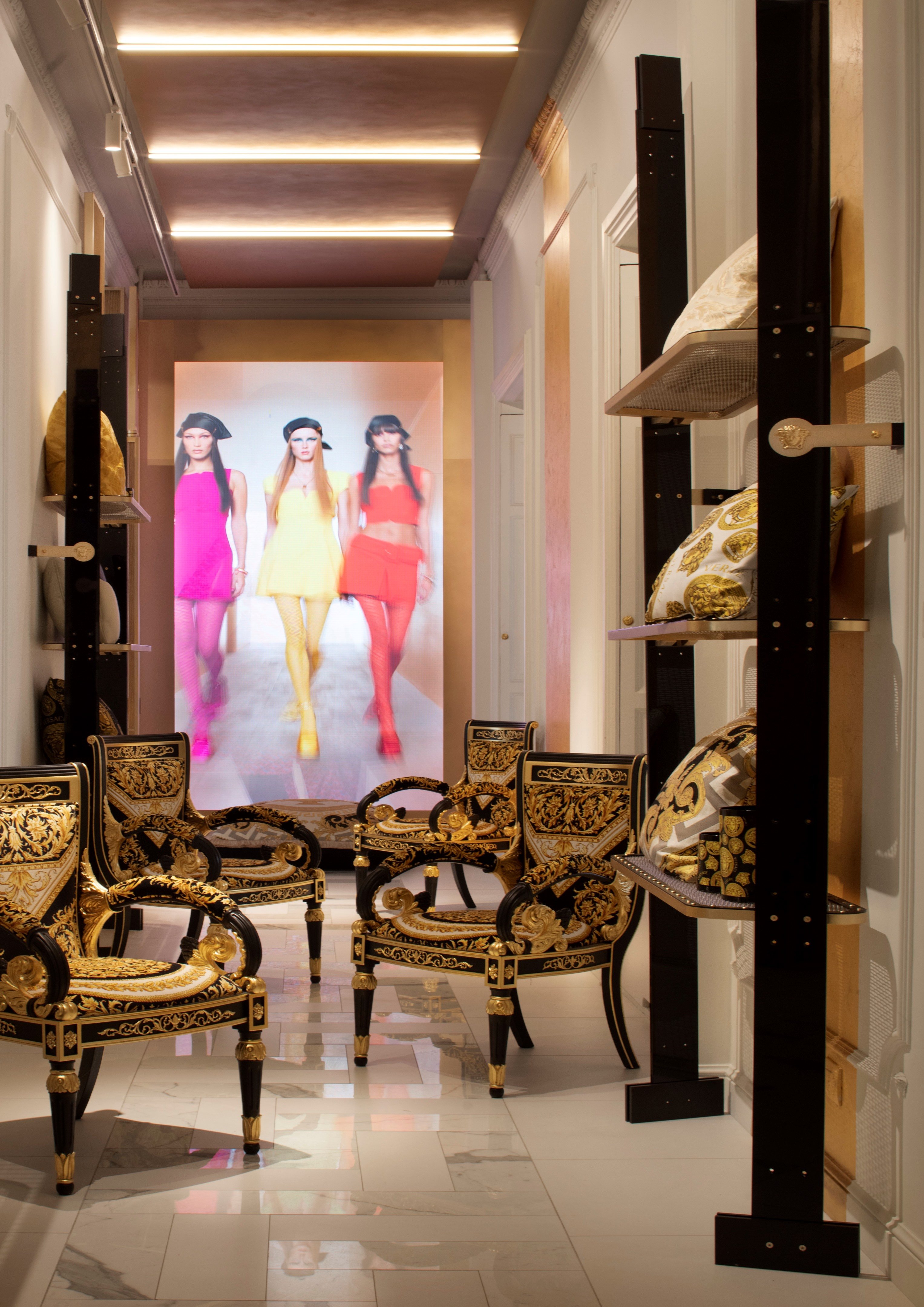 Versace Home 米兰旗舰店丨意大利米兰丨VudafieriSaverino Partners-7