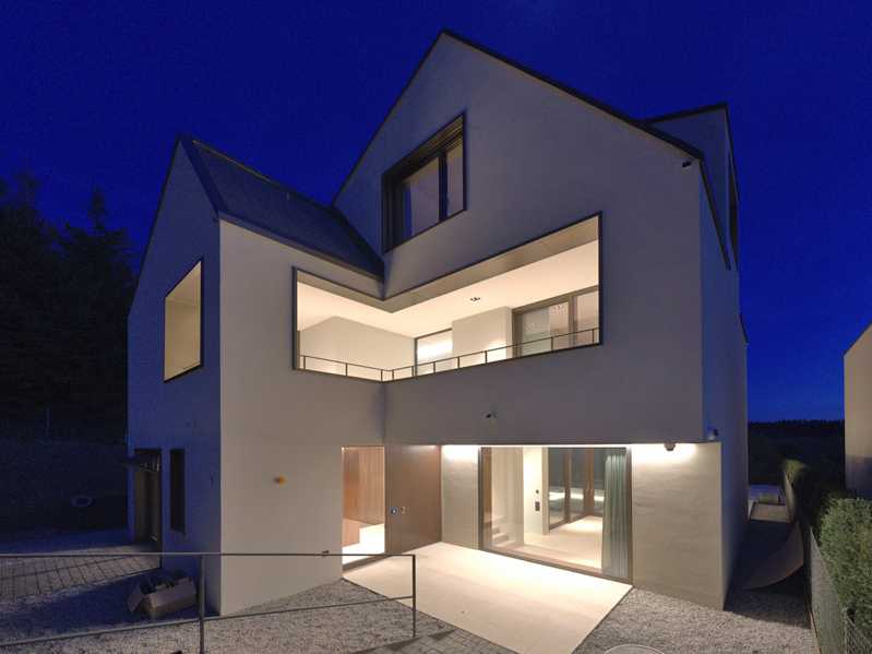 HUBSCHMITZ Architekten 别墅建筑 · Houses in Zumikon-2