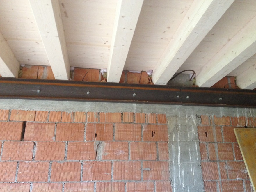 农村厂房变住宅 | 木质阁楼的神奇改造-1