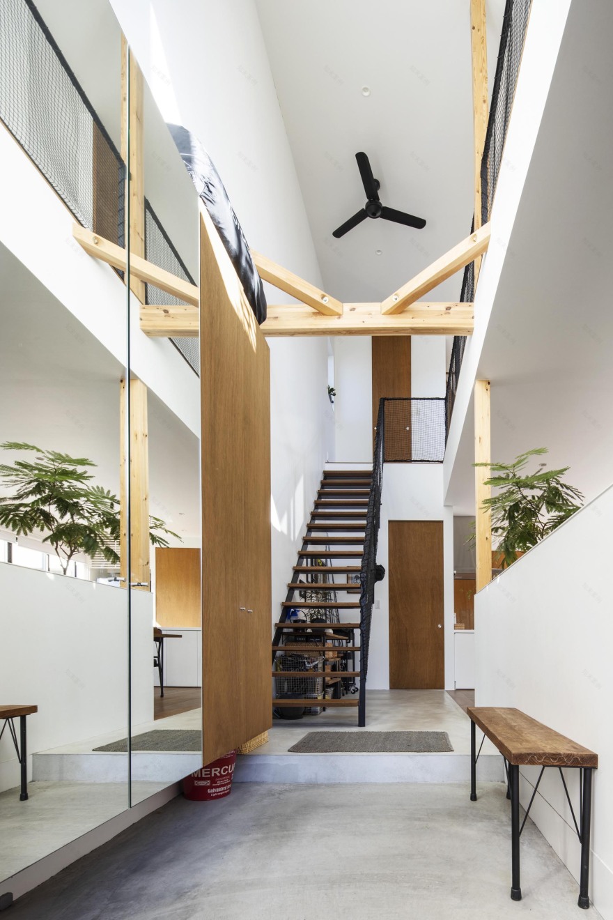 封闭外壳内的宽敞空间 别墅建筑 HouseI丨日本神奈川丨N.A.O. Naoki Kato-8