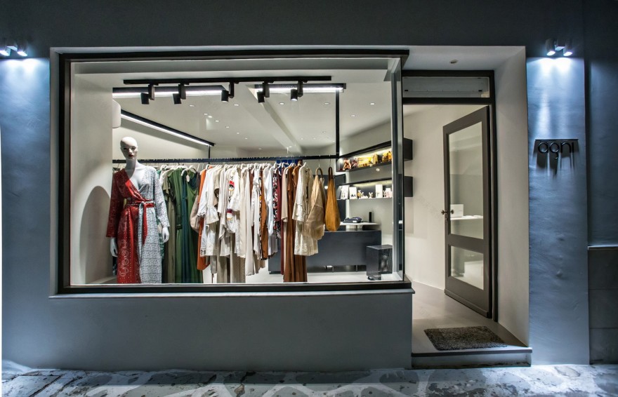 金属撞击在混凝土上丨Maria Vidali-6