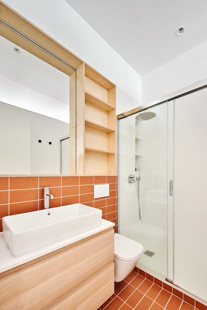 巴塞罗那 Poble Sec 区百年建筑的现代改造丨西班牙巴塞罗那丨estudio CO–A-13