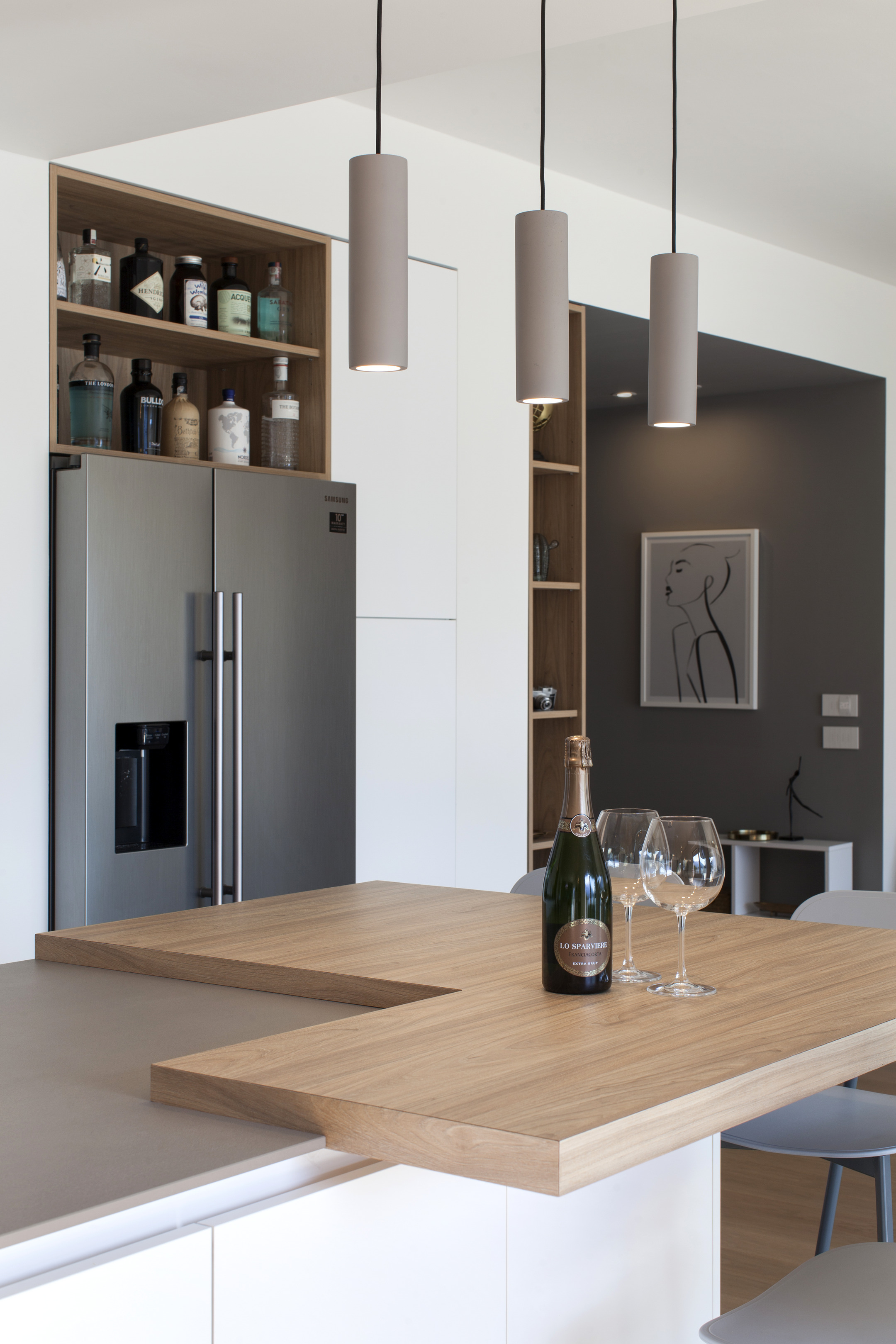 湖景宽幅公寓丨意大利莱科-5