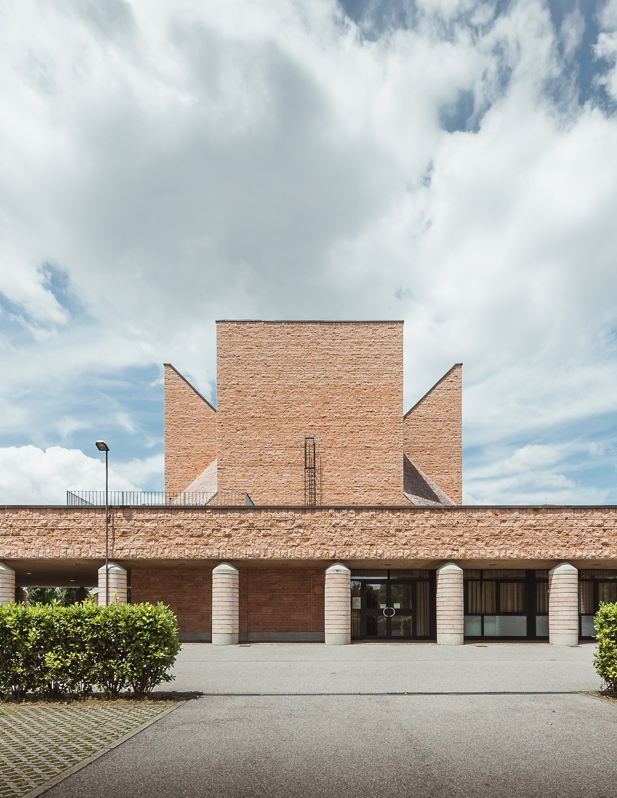 Centro Pastorale Papa Giovanni XXIII - Mario Botta-26