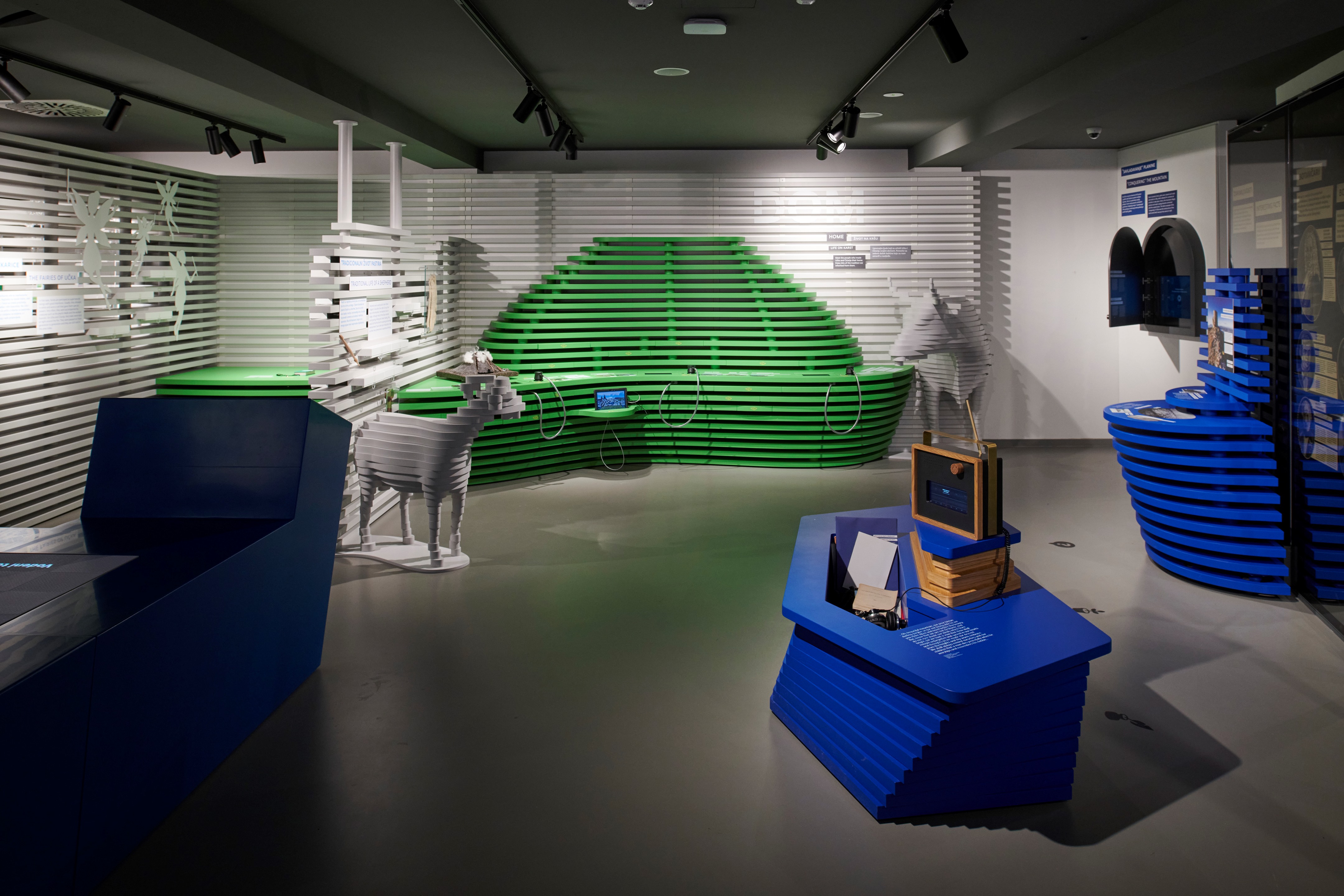 Poklon 游客中心-21