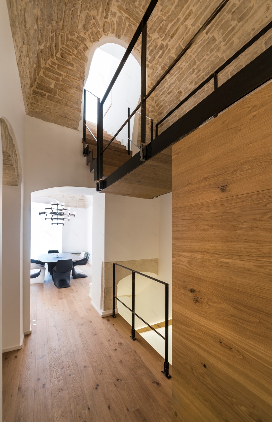 古老建筑的现代重生 | 空间连续性设计-21