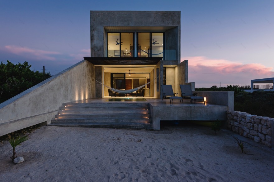 丘布尔纳宅邸-10