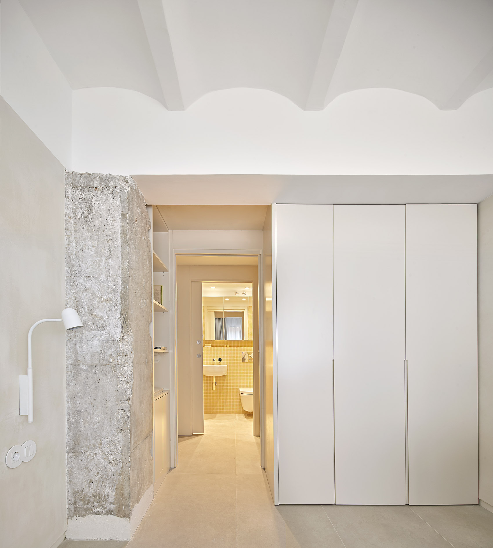 BM32公寓，巴塞罗那/极简设计带来平静心情-21
