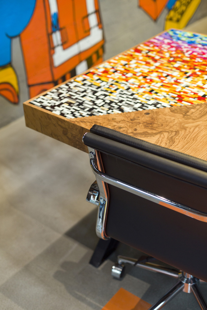 Emre 集团总部 | 工业风与创意的完美结合-13