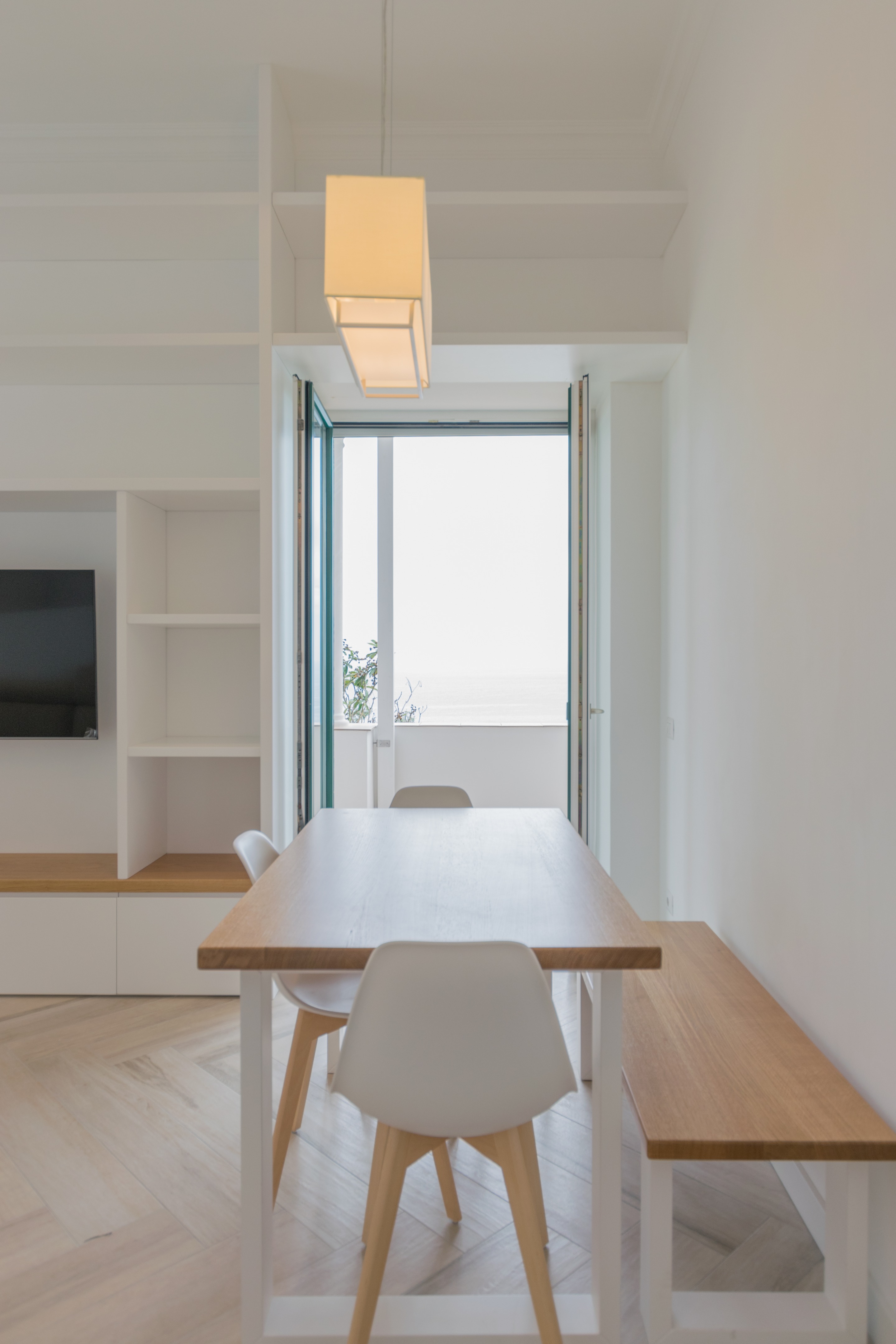 简约暖调的海湾美景丨意大利-33