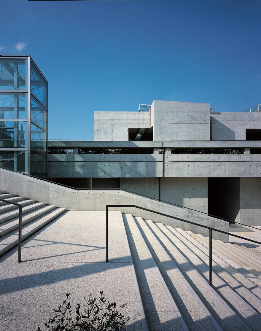 沉浸于寂静的墓葬空间-17