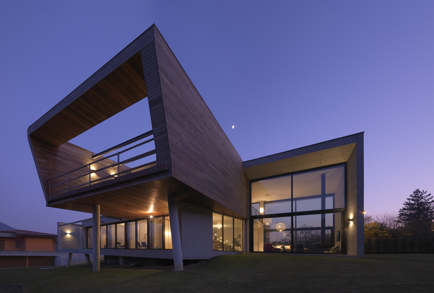 悬浮森林中的透明别墅-115