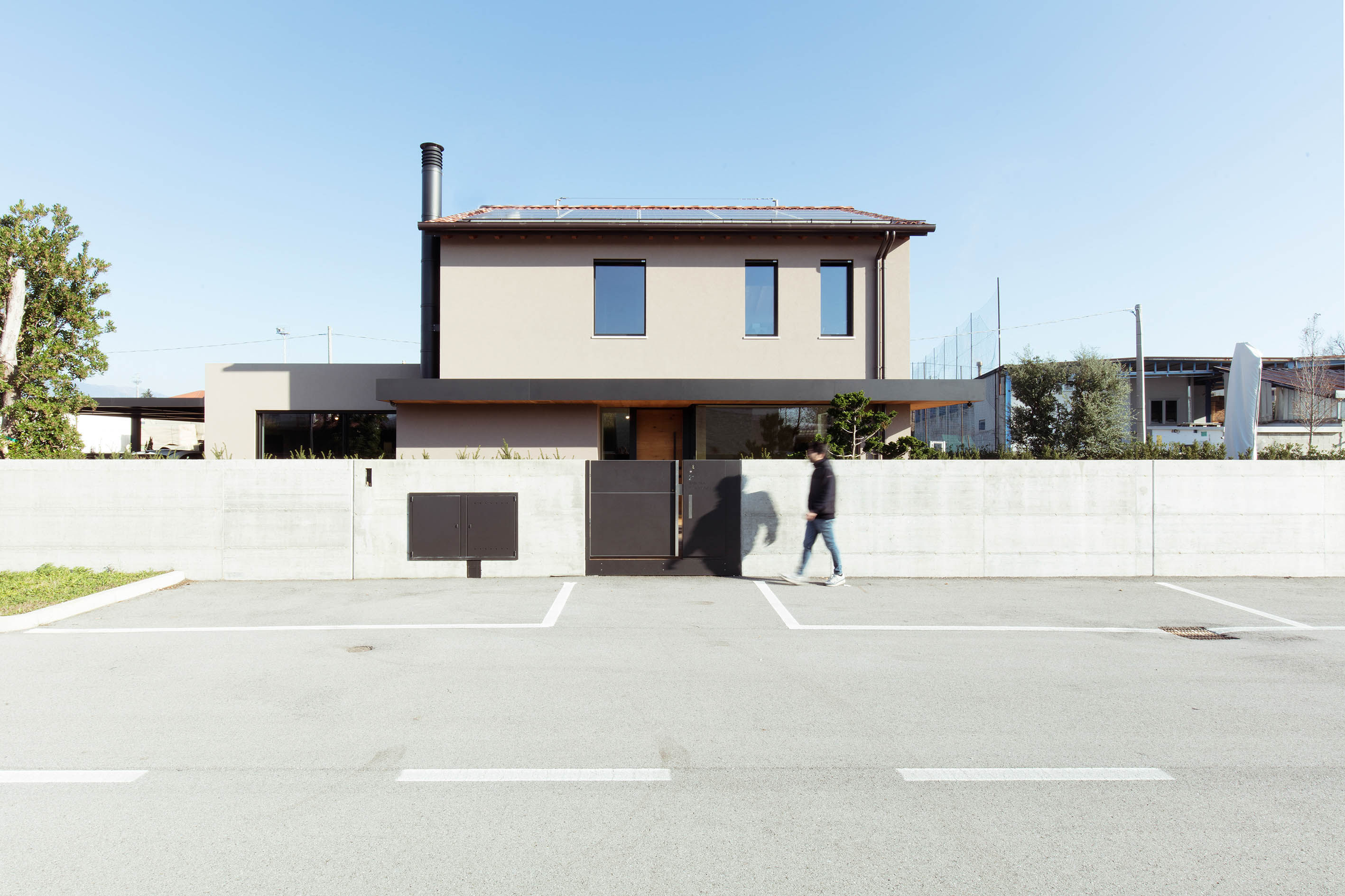 "Didonè Comacchio Architects 打造的意式私人别墅"-12