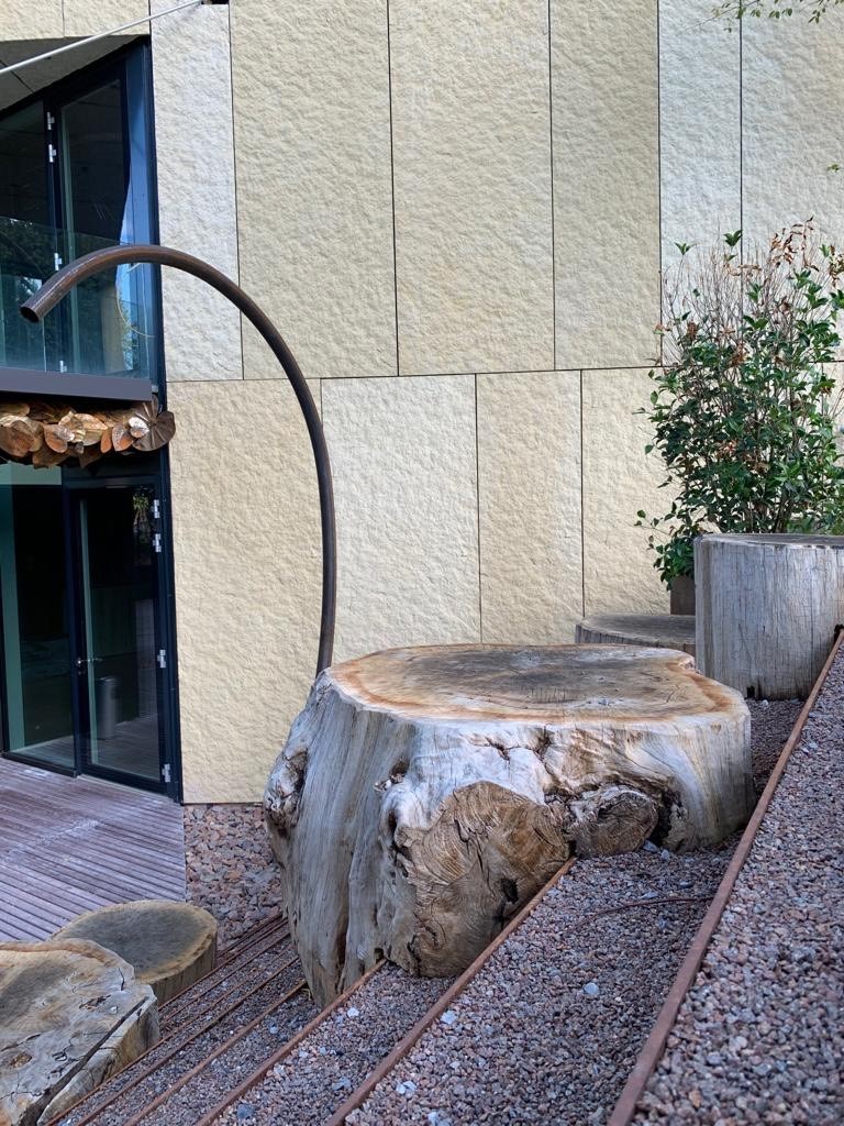 黄石矩阵的超高性能混凝土立面设计-8