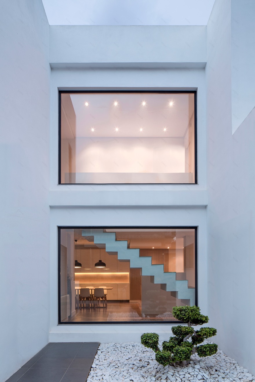 远避地中海色彩,北欧风别墅住宅-0