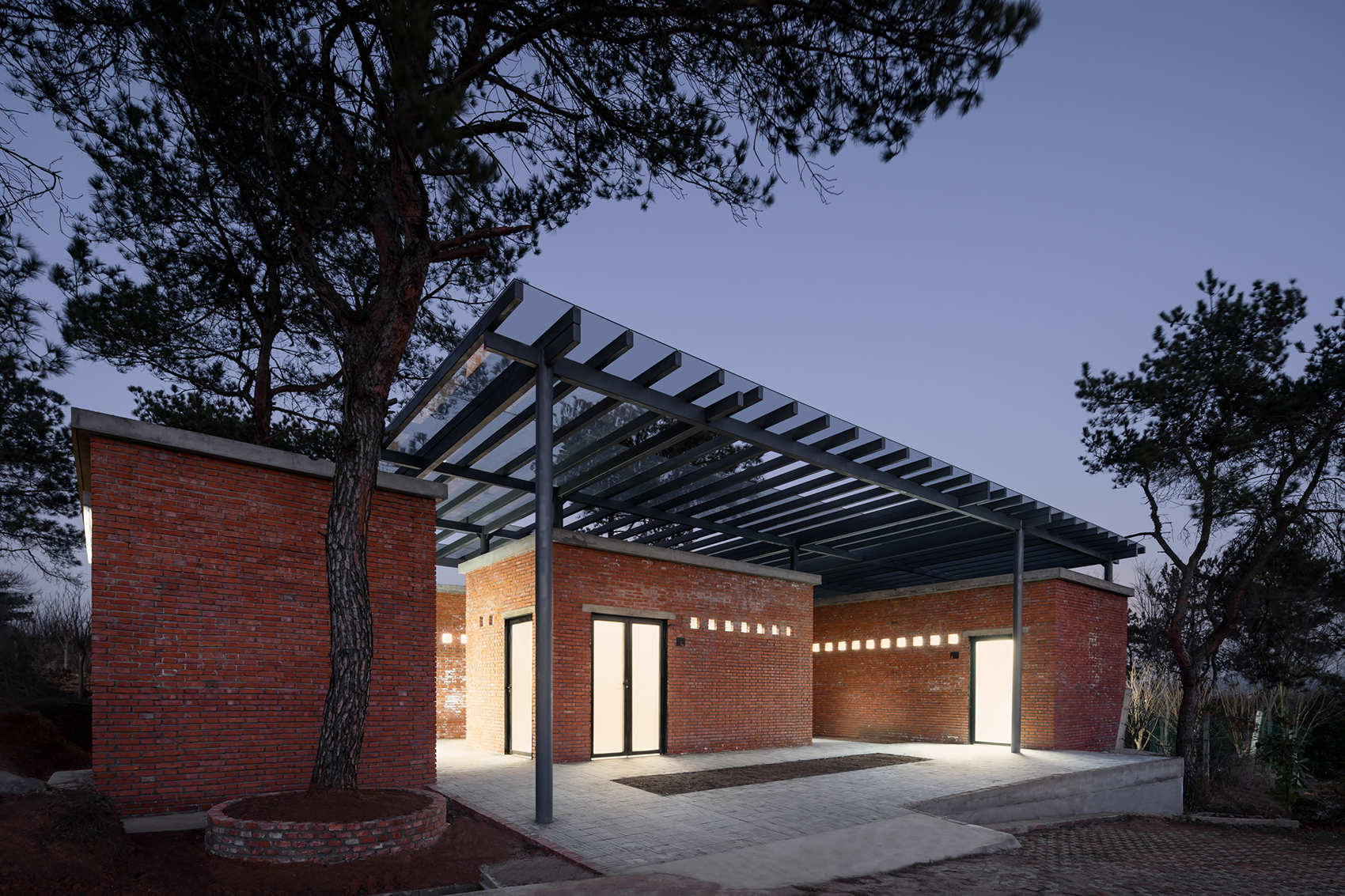 松树环绕的乡村旅游公厕丨中国武汉丨UAO 瑞拓设计-45