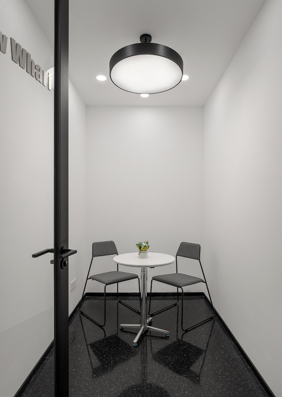 杭州禾赛光电现代展厅办公空间设计-4