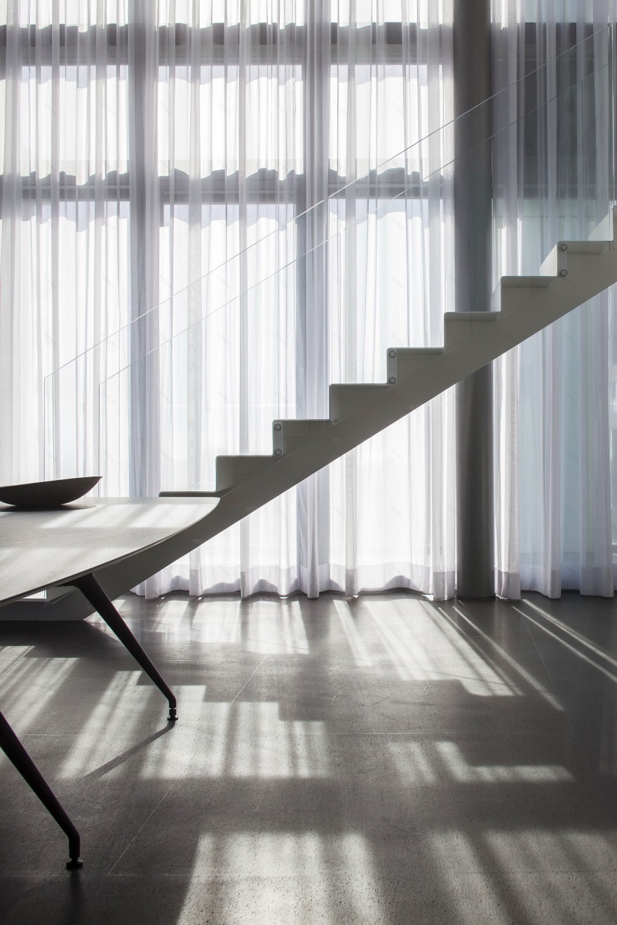 特拉维夫顶层公寓,双层公共空间与私密区域完美融合-24