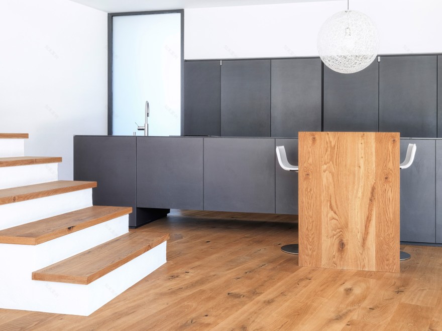 mafi 天然木地板打造呼吸式浴室空间-1