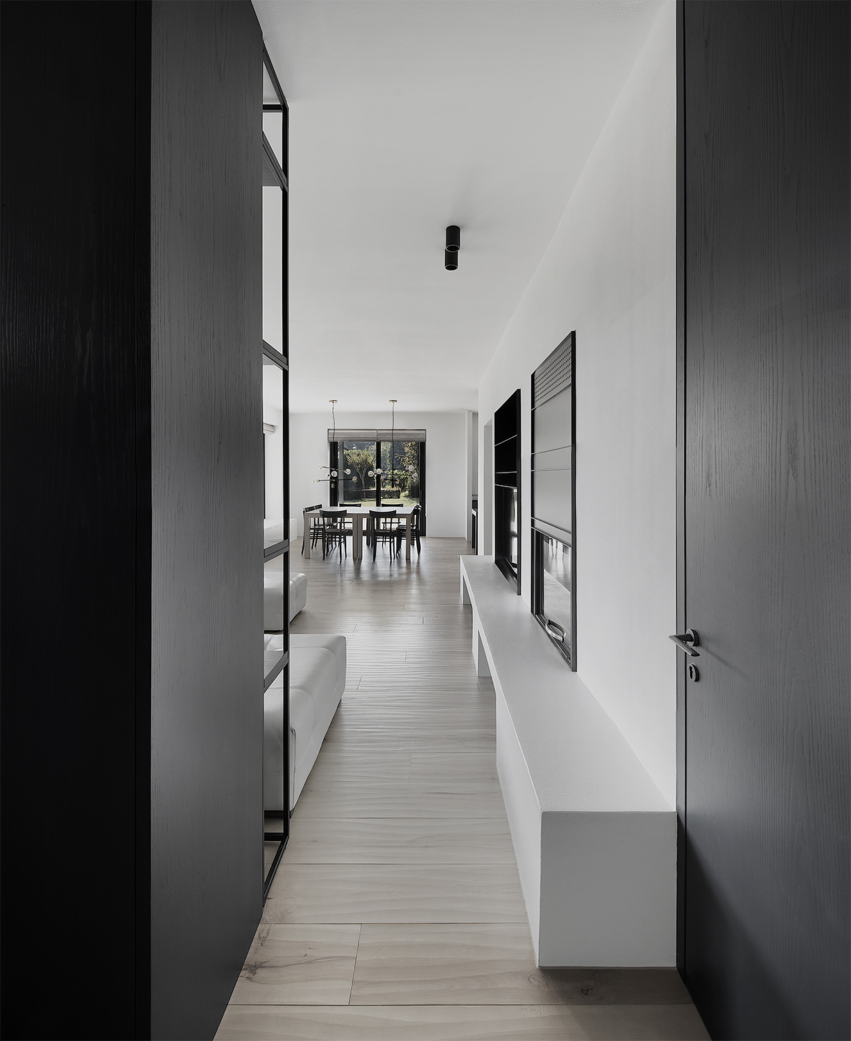 湖畔家园 | 温馨复古与现代元素的完美融合-8