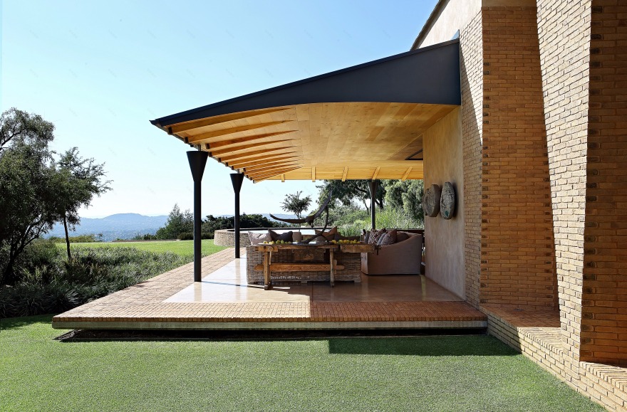 南非普利托里亚 Waterkloof Residence 别墅-12