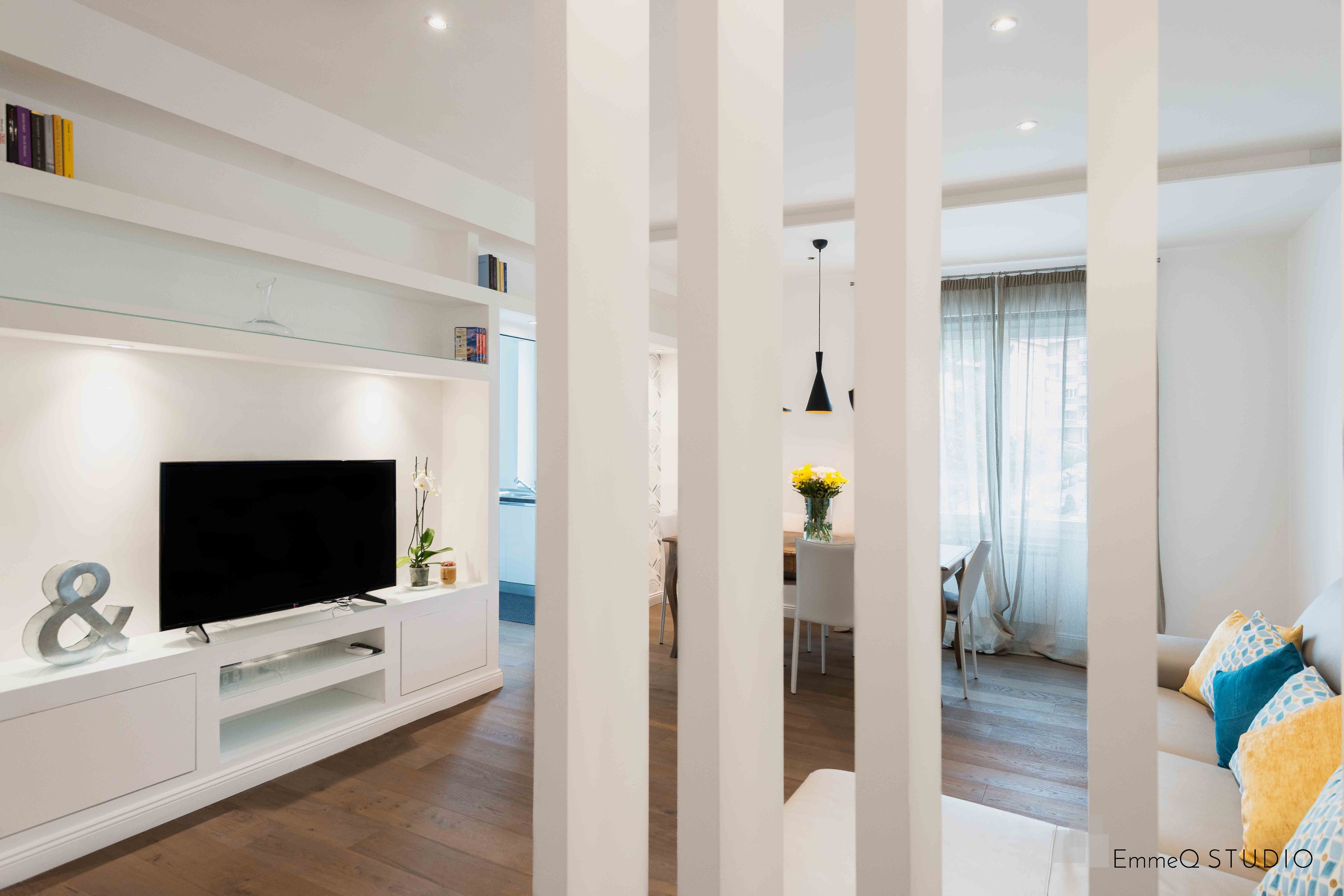 年轻女业主的现代温馨家居设计-9