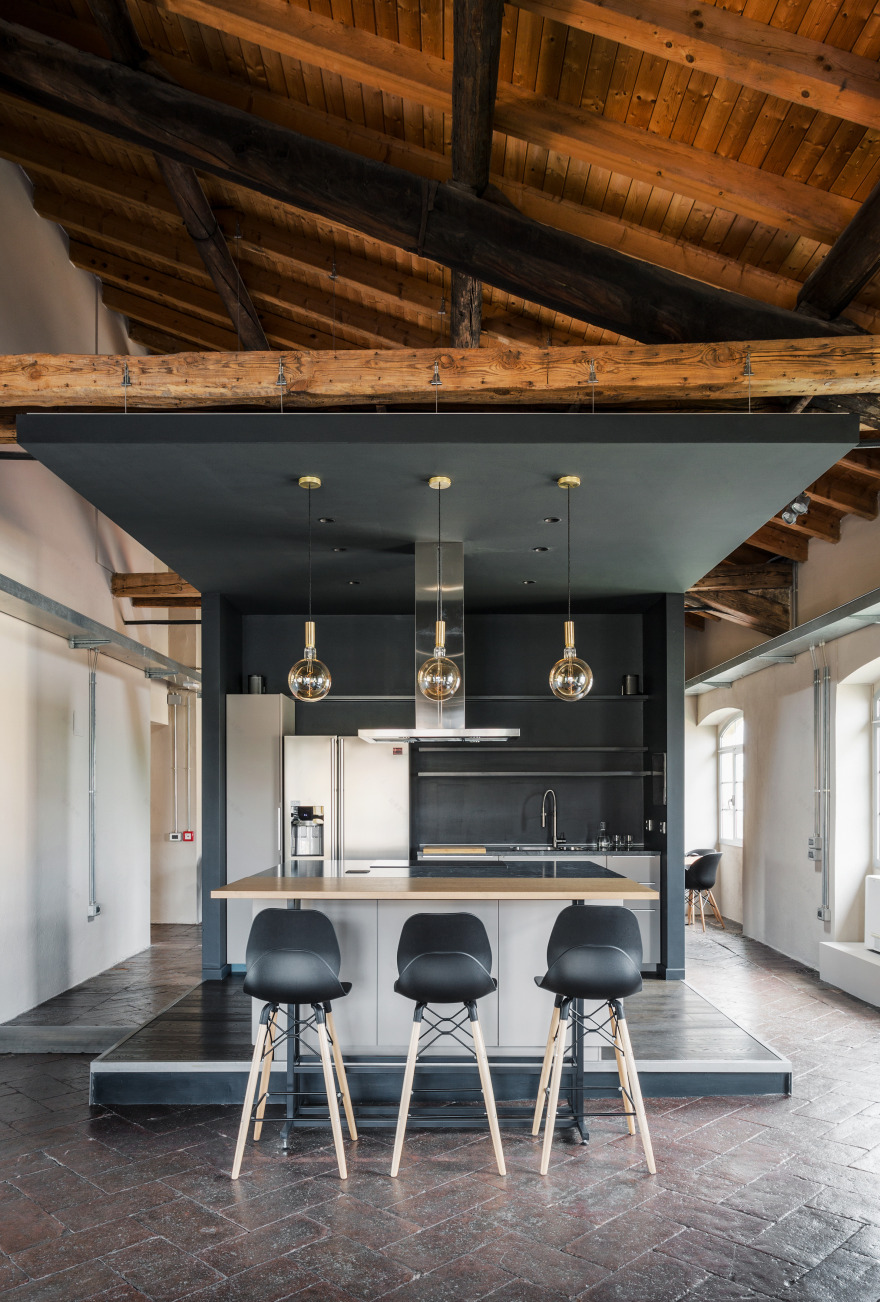 米兰工业风办公室设计-0