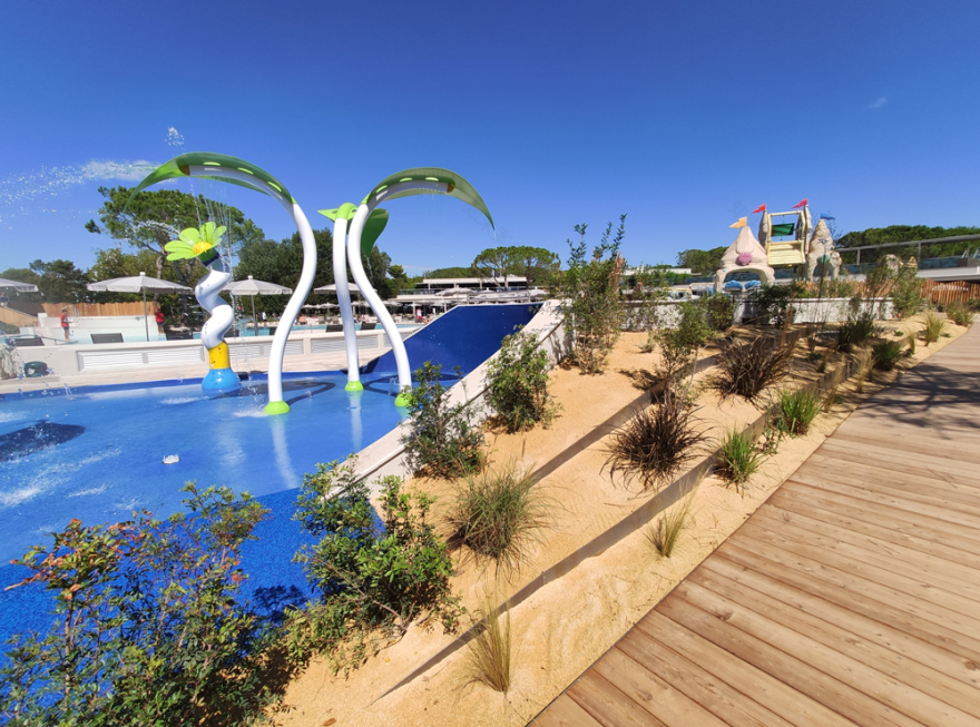 色彩斑斓的 Camping Mediterraneo-0