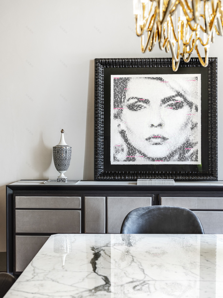 意大利佛罗伦萨山顶复式公寓设计丨Pierluigi Sammarro-5