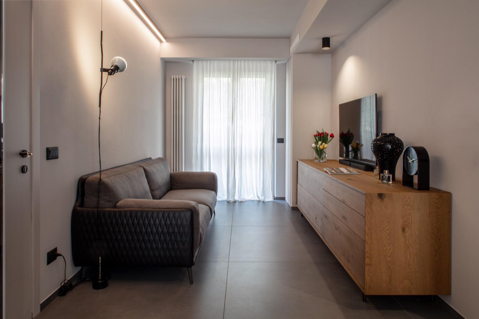 85 平米公寓的开放式设计 | 以厨房为中心的家庭生活空间-4