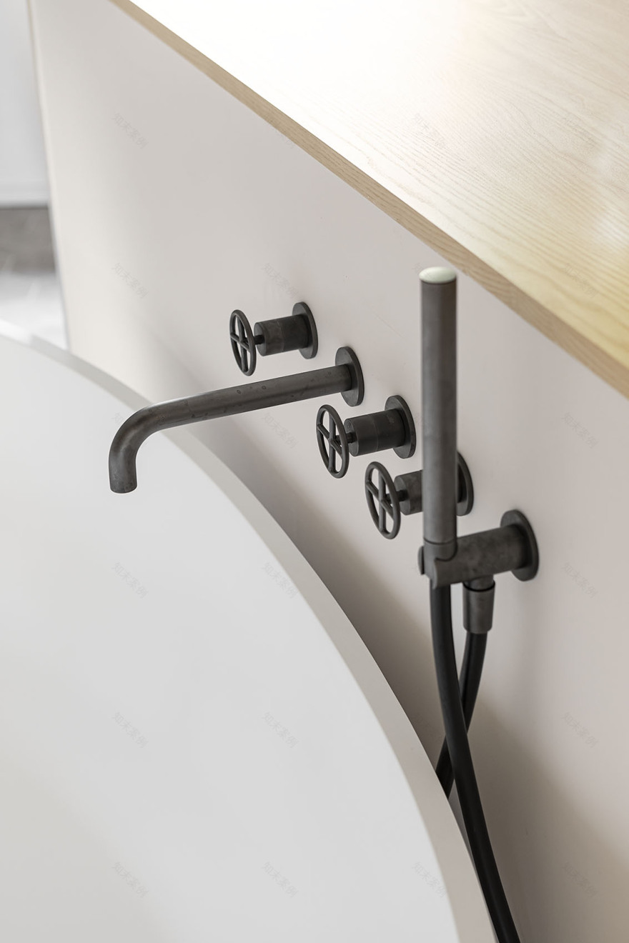 全面翻新 | 30 年代老屋展现现代舒适感-37