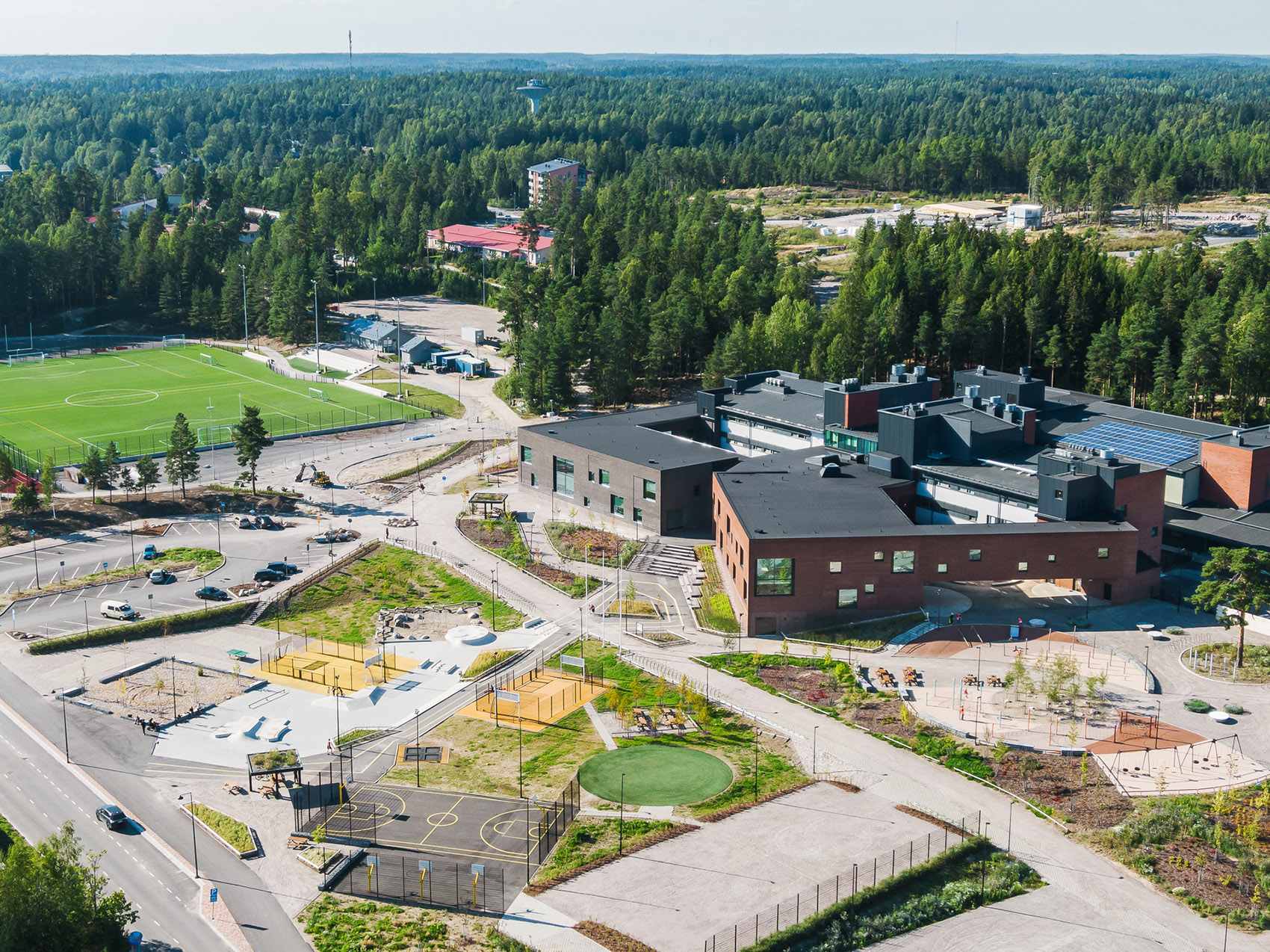 “串联”：Sipoonlahti学校扩建，芬兰/以学习村的形式为孩子们提供更自主的学习体验-3