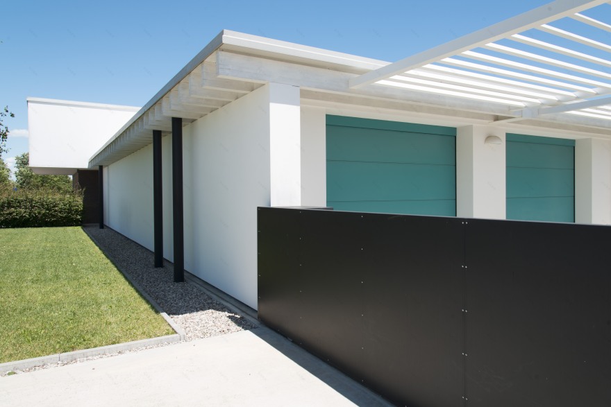 意大利乡村风格别墅设计,和谐融入自然景观-2