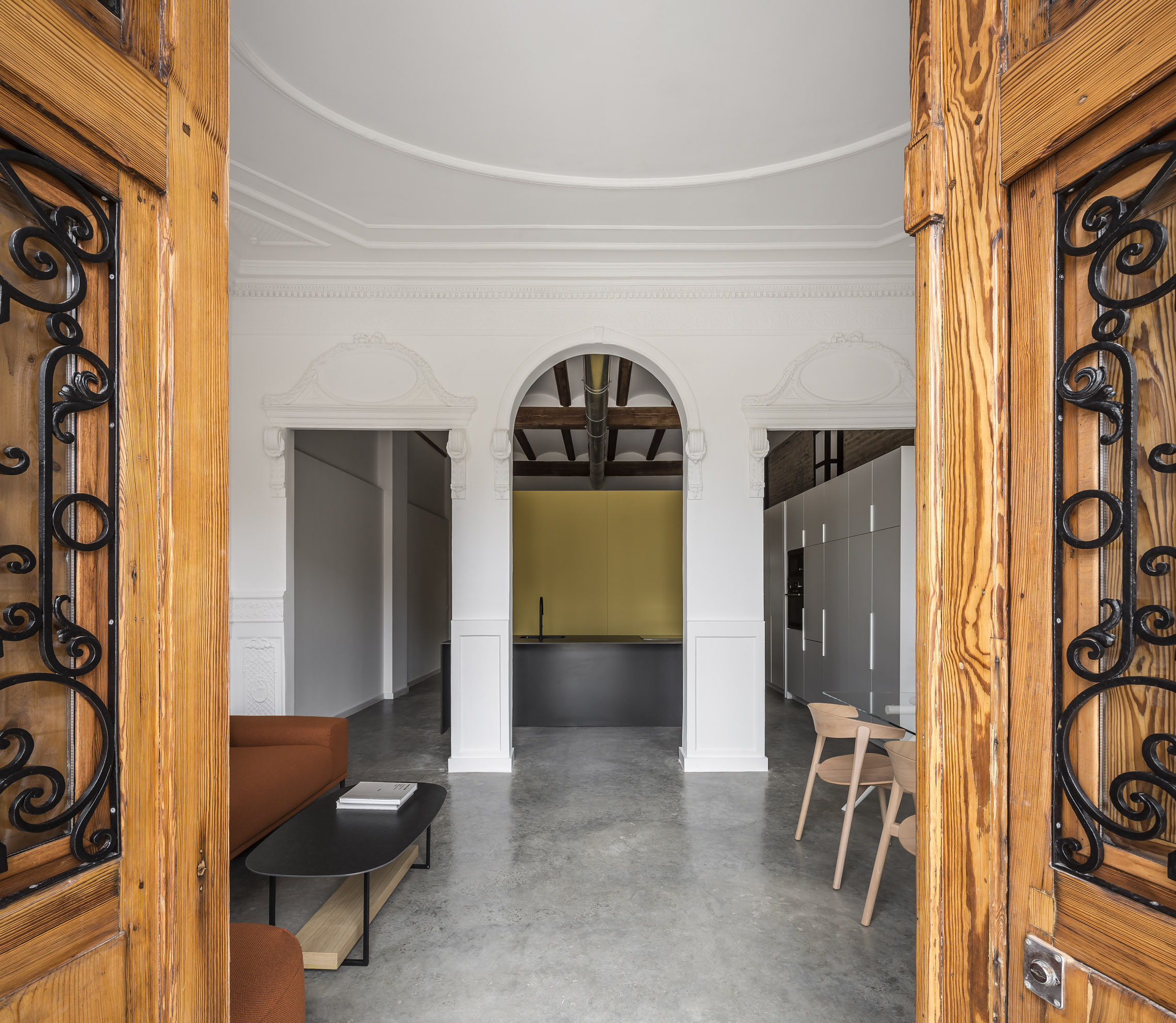 瓦伦西亚海滩公寓的翻新设计-4