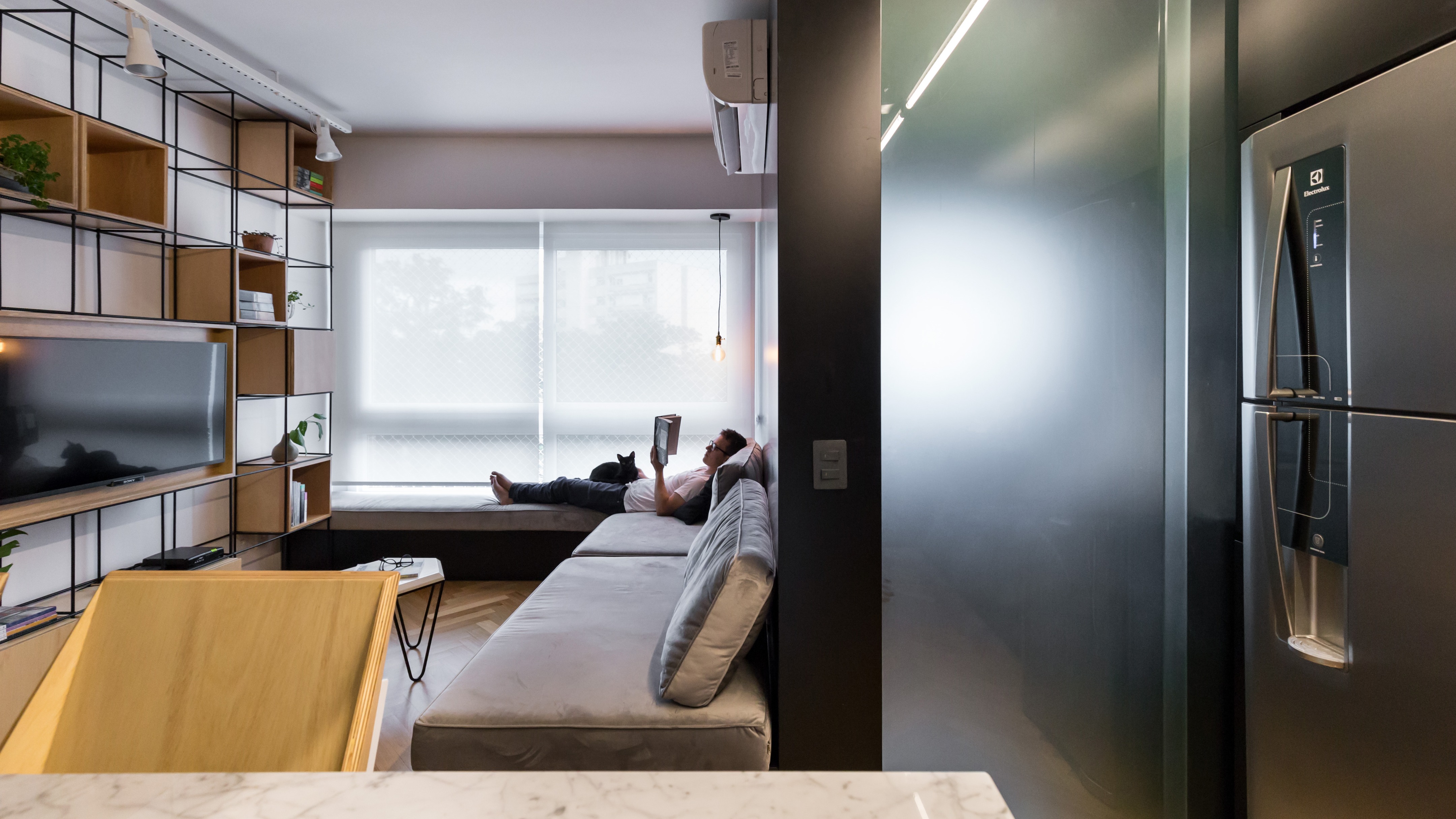 黑白灰的简约之家 | 巴西公寓设计案例-31