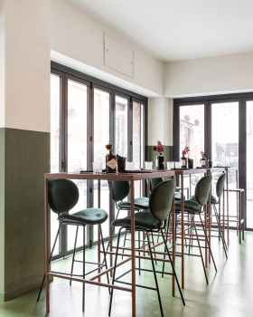 重塑 Rush Bistrot & Cocktail Bar | 绿色 olive boiserie 打造温馨独特空间