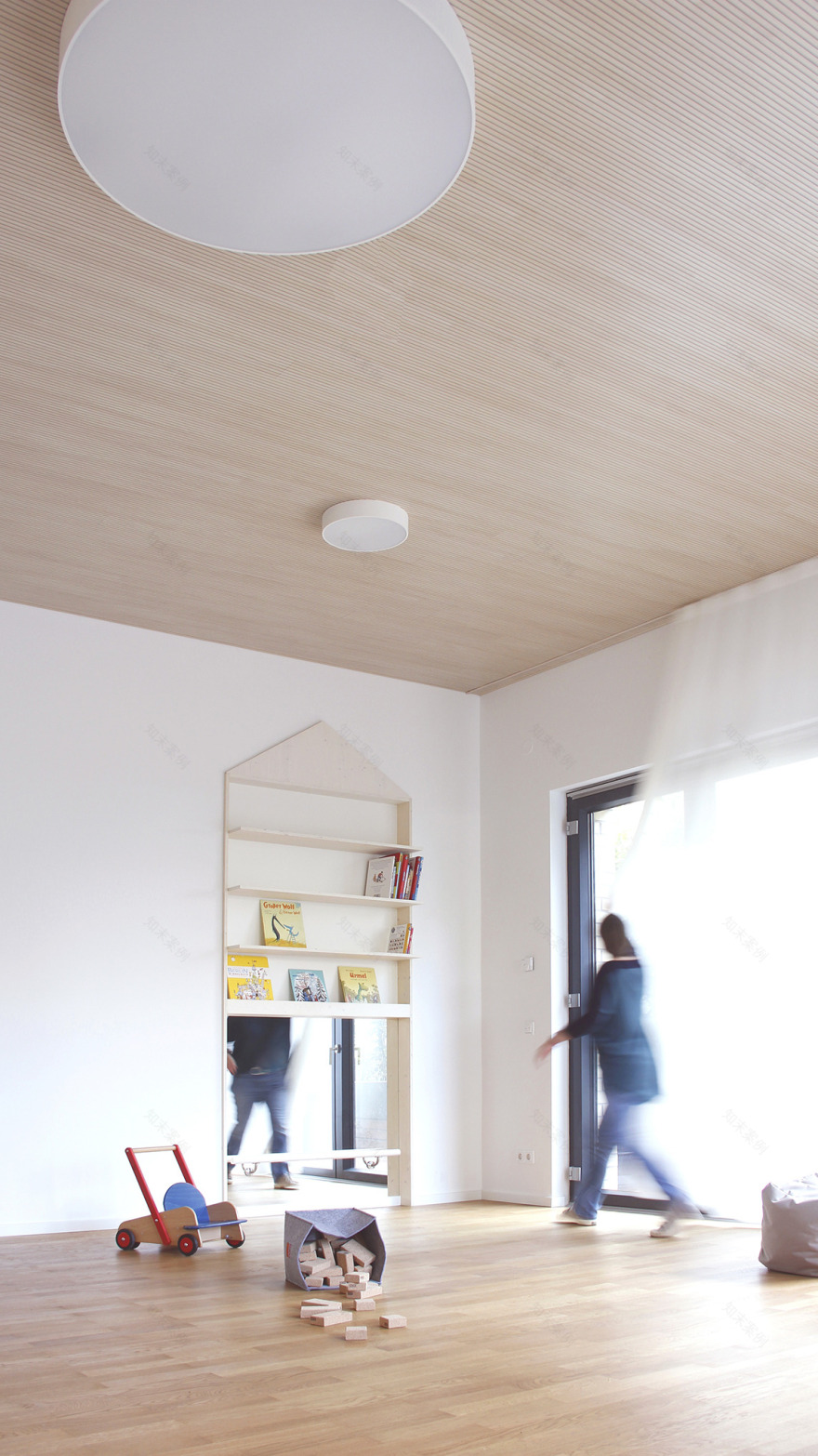 柏林中心家庭友好型联合办公空间-8