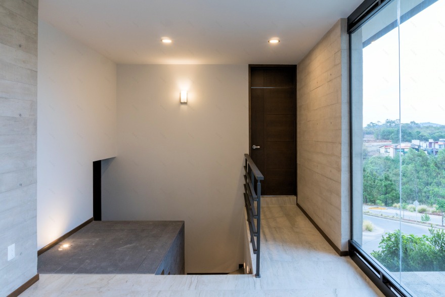 墨西哥风格山丘别墅-13