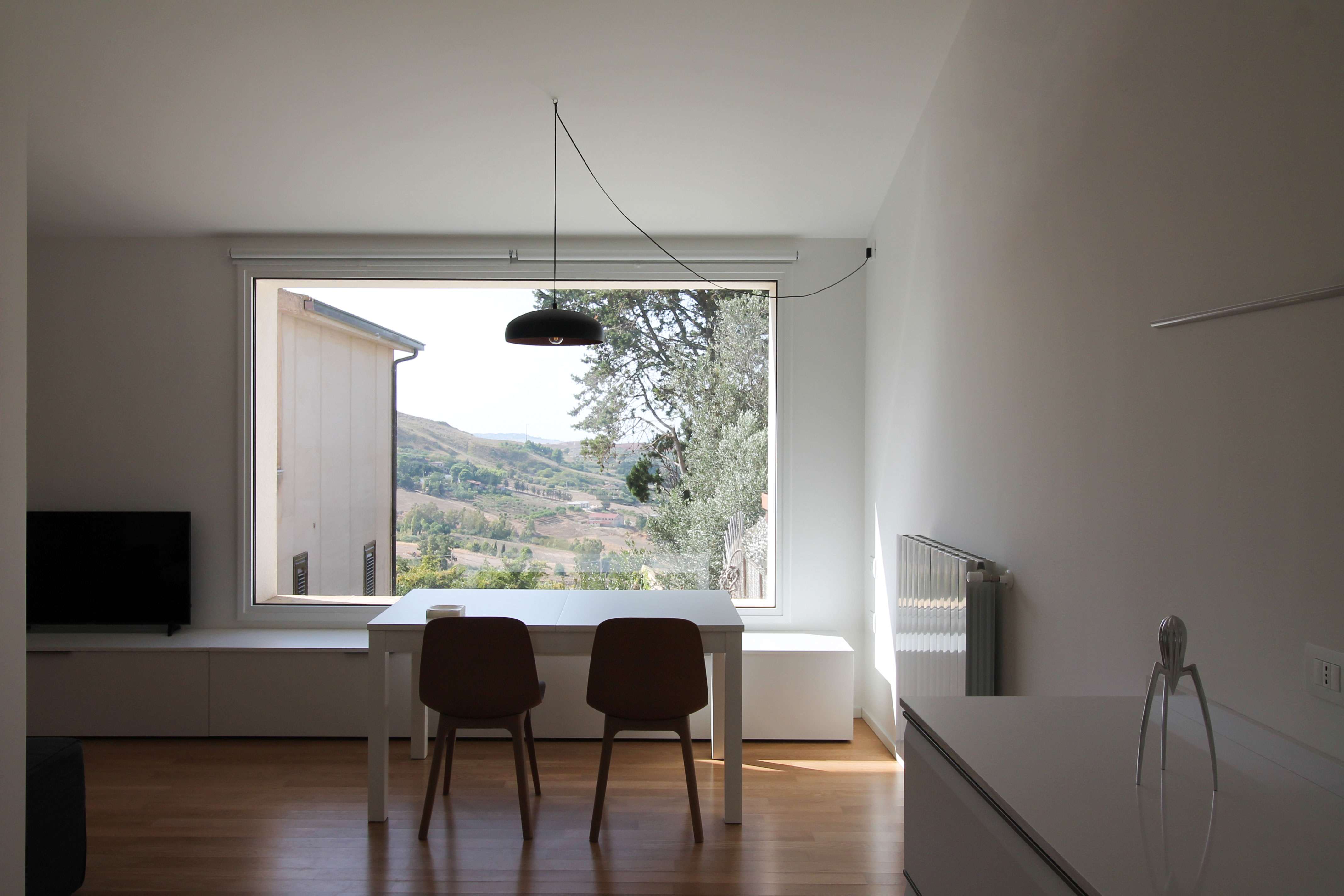 地中海岸石头别墅,传统与当代共生-8