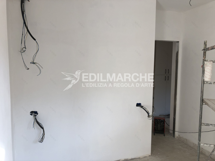 意大利 Numana 别墅扩建,简约设计实现高效利用-8