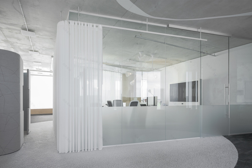 阿迪达斯创新办公空间设计-10